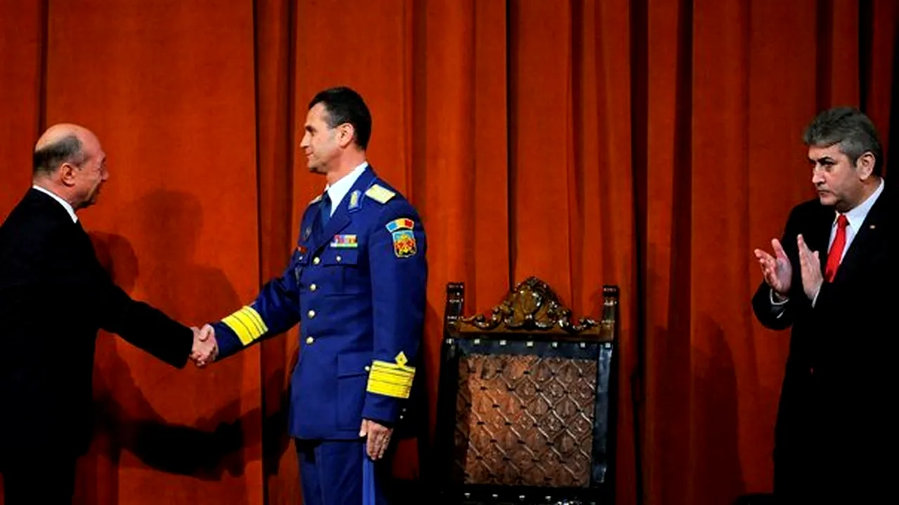 Generalul maior Ştefan Dănilă a preluat şefia SMG, în prezenţa şefului statului - GALERIE FOTO