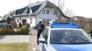 Percheziţii în casa copilotului german suspectat că a prăbuşit intenţionat avionul Germanwings - VIDEO