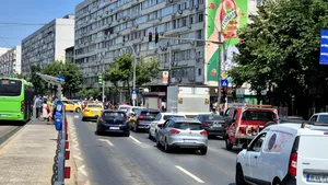 Peste 85 de milioane de lei pentru modernizarea semaforizării în București. 92 de intersecții vor avea sisteme bazate pe inteligență artificială