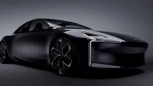 Francezii vor să concureze Tesla cu o limuzină de lux care merge pe bază de hidrogen

