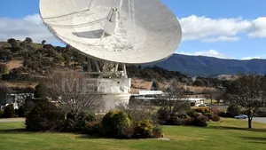 O nouă planetă aflată într-o zonă locuibilă, descoperită de astronomi