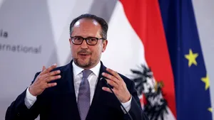Ministrul de Externe al Austriei a fost depistat cu coronavirus după o întâlnire la nivel înalt în UE