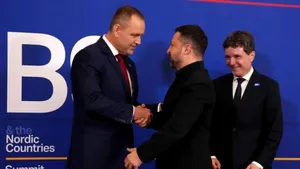 Polonia deschide dosarul ajutorului militar pentru Ucraina / Ministrul Apărării a ordonat declasificarea documentelor