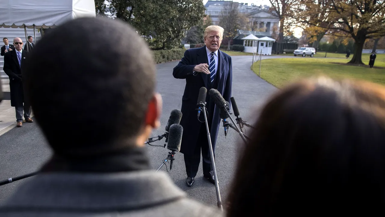 The New York Times: Spioni ruşi şi chinezi interceptează apelurile realizate de Donald Trump cu telefonul mobil personal