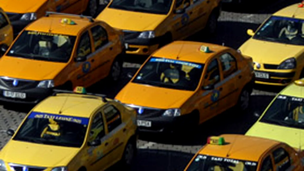Romanian Cab Drivers Protest In Front Of Bucharest Mayoralty