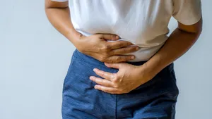 Studiu. Toxina unei bacterii, posibil vinovată pentru creșterea cazurilor de cancer intestinal