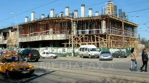 Constructorul mall-urilor Vitan şi Plaza a cerut intrarea în insolvenţă