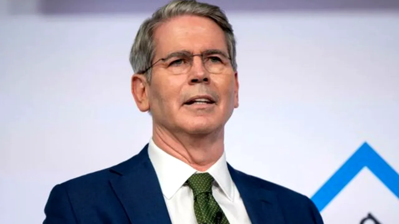 Cine este Scott Bessent. Omul ce se va ocupa de economia lui Trump din în funcţia de secretar al Trezoreriei SUA