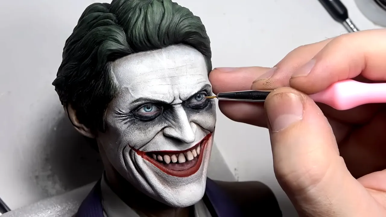 Un artist şi-a imaginat cum ar arăta actorul Willem Dafoe în rolul personajului Joker 