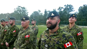Val de recrutări în armata canadiană după amenințările lui Trump