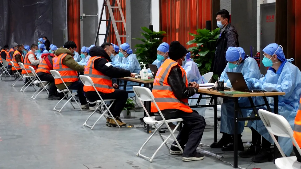 Cererea pentru vaccinurile dezvoltate în Rusia şi China e în creştere. Vânzările, o reuşită pentru Moscova şi Beijing în ciuda temerilor legate de nivelul de siguranţă şi eficienţă a serului
