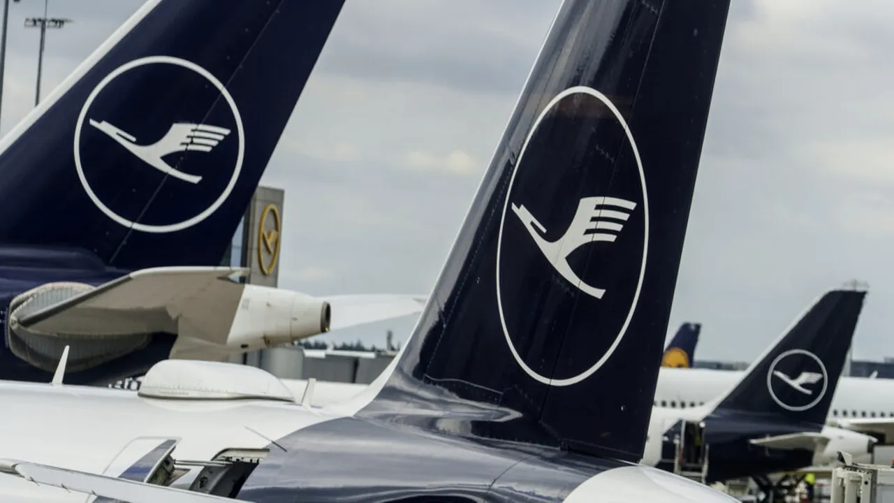 Zeci de mii de pasageri sunt afectați de greva personalului companiei Lufthansa
