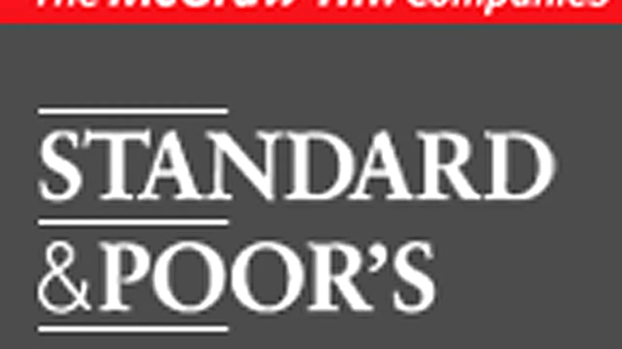 S&P a revizuit în scădere şansele unei recesiuni economice în România