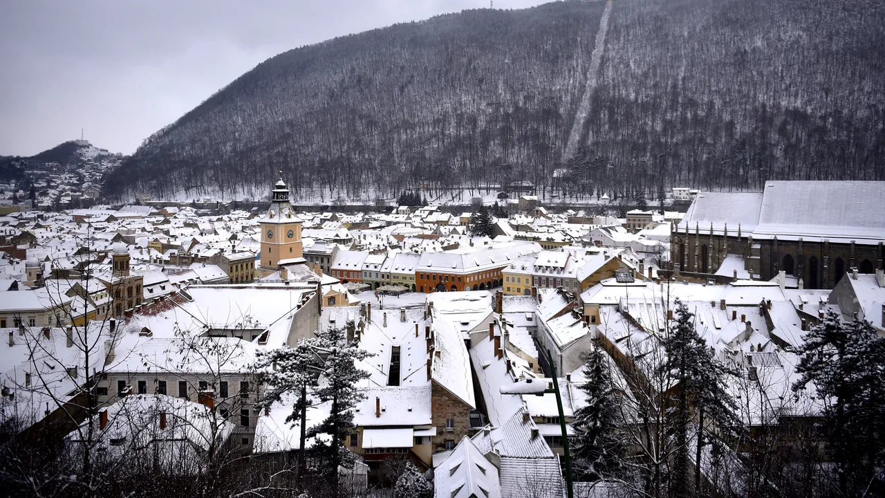 Braşov intră în scenariul roşu, după ce incidenţa cazurilor de COVID-19 a depăşit 3 la mia de locuitori. Măsurile luate de autorităţi