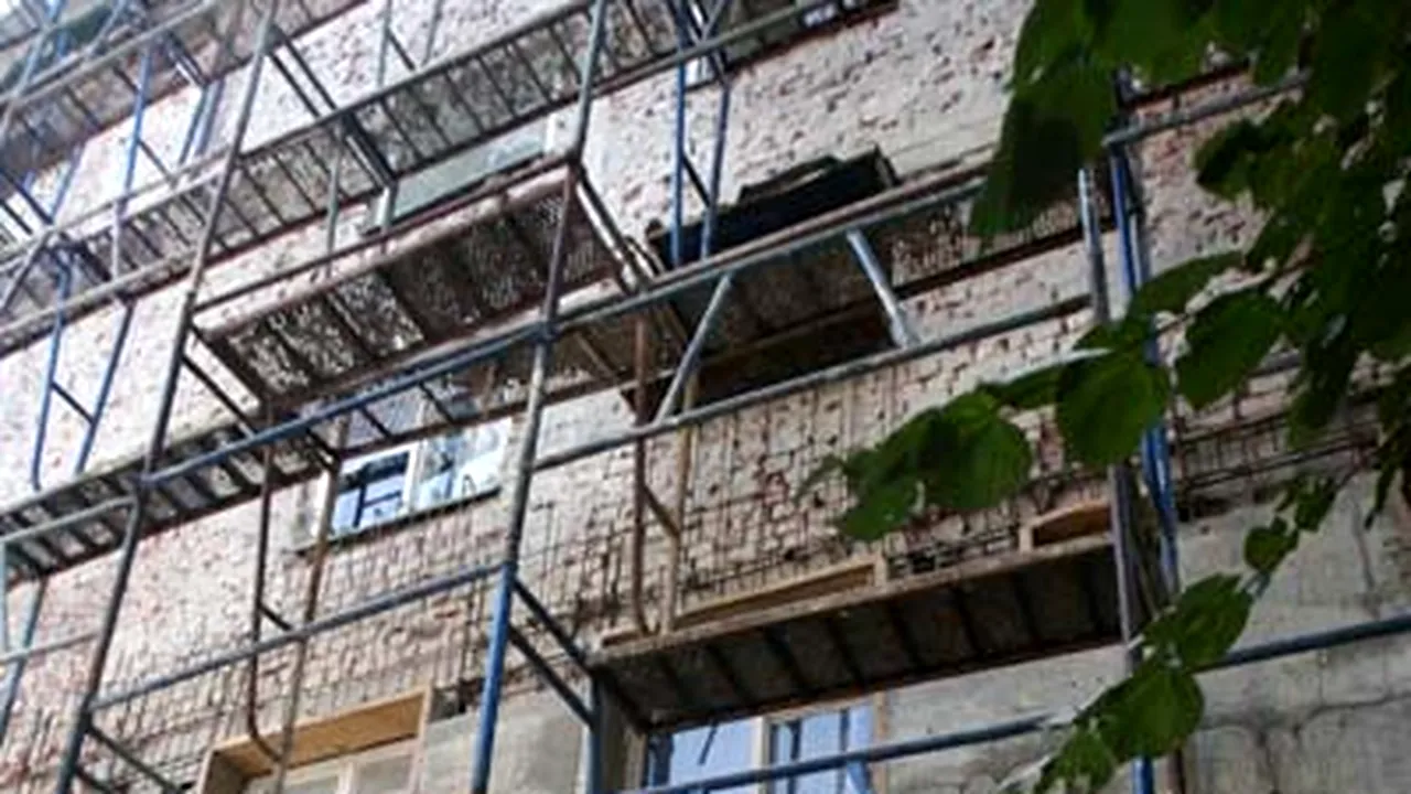 PSD vrea ca asociaţiile de locatari să nu mai plătească 20% pentru reabilitarea termică a blocurilor