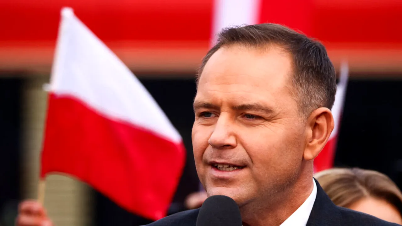 Karol Nawrocki îl atacă dur pe Donald Tusk: „Cel mai slab premier al Poloniei de după 1989”