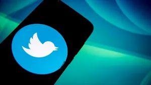 ”Birdwatch”, programul pilot prin care Twitter permite utilizatorilor să semnaleze dezinformarea