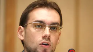 Chiuariu şi-a trimis demisia la cabinetului premierului