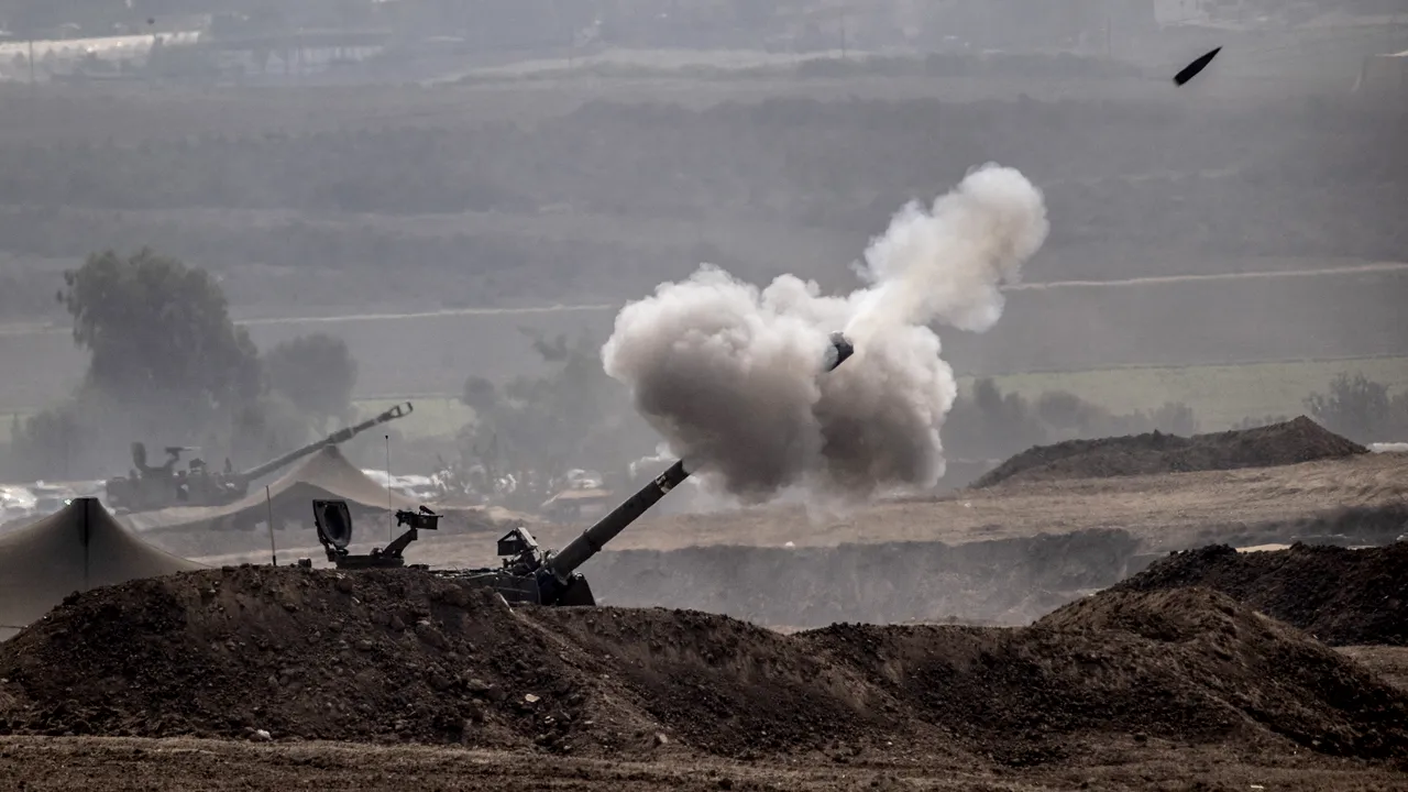 Războiul Israel-Hamas, ziua 24. Israel, mesaj către ONU: Hamas sunt naziştii de astăzi. Ei vor soluţia finală: exterminarea evreilor / Numărul ostaticilor se ridică la 240 /  826 de cadavre ale civililor israelieni ucişi în atacul Hamas / Palestinieni: 50 de morţi, noaptea trecută, în Gaza