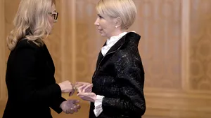 PREZENTUL FĂRĂ PERDEA Marius Oprea. Cîţu a bifat deja schimbarea prim-vicepreşedinţilor la partid: dacă ajunge preşedinte, Rareş Bogdan şi Raluca Turcan sînt pe făraş