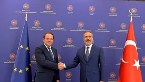 Ankara cere să i se deschidă drumul către aderarea la UE. Ministrul turc de Externe: Uniunea Europeană nu poate fi un actor cu adevărat global fără Turcia