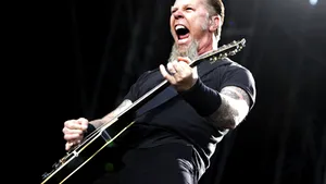 FOCUS: Metallica a făcut un show memorabil la Bucureşti, în ciuda ploii care a acompaniat concertul