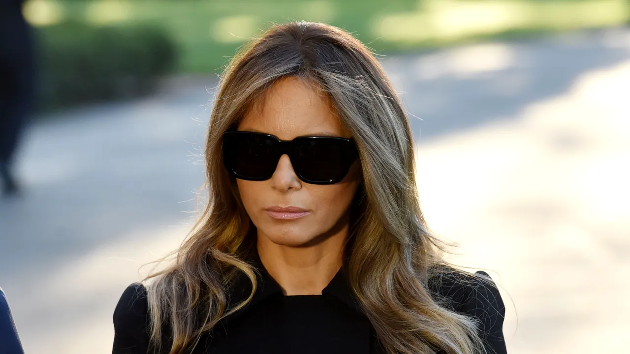 Părinţii Melaniei Trump au devenit cetăţeni americani
