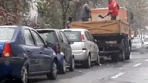 Paradox românesc: Asfaltare pe ninsoare, la Galaţi/ 
