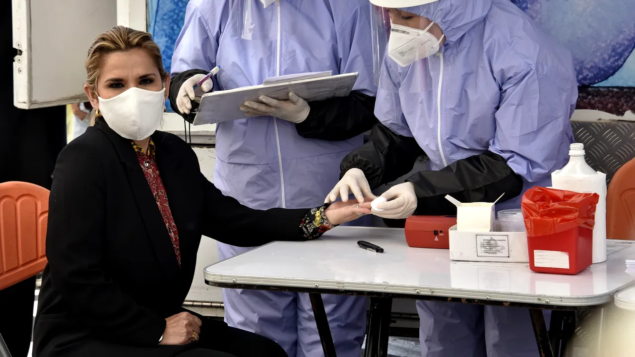 Încă un preşedinte a fost testat pozitiv pentru coronavirus. Din ce ţară provine şeful de stat