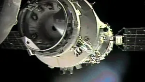 Capsula chinezească Shenzhou X s-a conectat cu laboratorul spaţial Tiangong-1