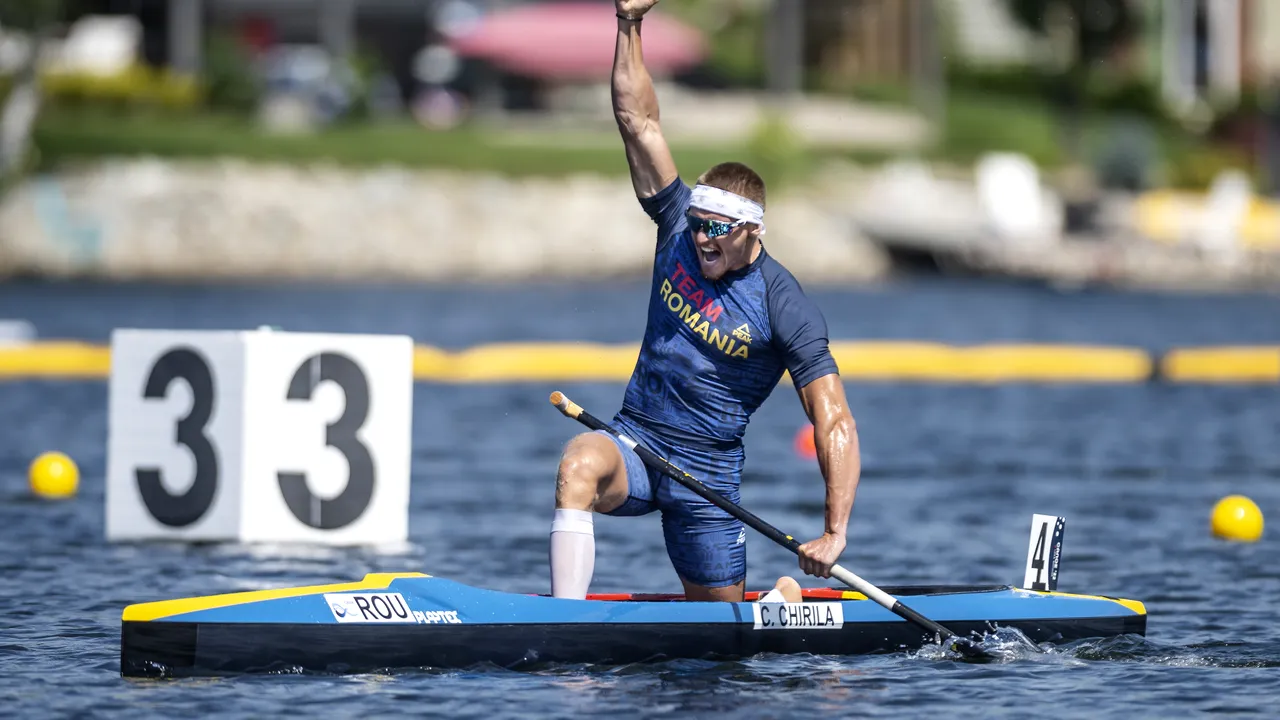 Reprezentanţii României în competiţia de canoe la Paris: Cătălin Chirilă, Oleg Nuţă şi Ilie Sprincea