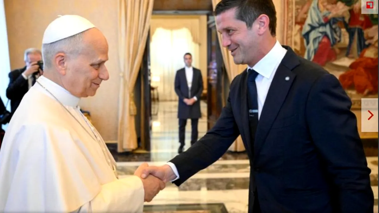 Cristi Chivu a fost primit cu echipa Inter Milano de Papa Leon al XIV-lea, la Vatican