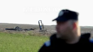 Operaţiunea de descarcerare a victimelor accidentului aviatic s-a încheiat, ancheta continuă