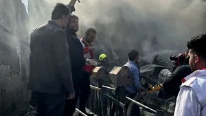 Elicopter militar prăbușit într-o piață din centrul Iranului: patru morți