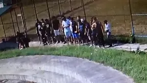 Control judiciar pentru gardienii care au bătut cu bestialitate doi adolescenţi, la Buziaş
