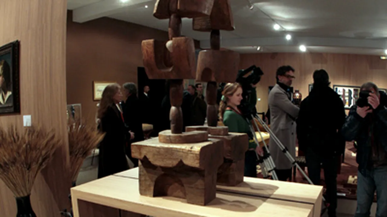 Sculptura de Brâncuşi din colecţia Y.S. Laurent, vândută pentru 29 de milioane de euro (Video)