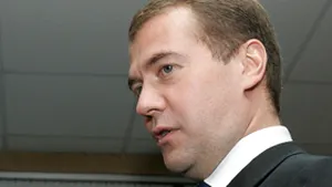 Dmitri Medvedev a obţinut 70,28% din voturi la prezidenţiale - rezultate finale