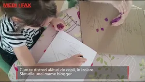 Cum te distrezi alături de copii, în izolare. Sfaturile unei mame blogger