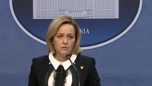 Carmen Dan nu demisionează de la conducerea Ministerului de Interne: Şeful Poliţiei ştia de pedofil. Am dovada acceptului lui Cătălin Ioniţă de preluare a şefiei IGPR/ REACŢIA premierului