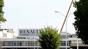 Renault intenţionează să oprească producţia modelelor Clio la fabricile din Spania şi Slovenia