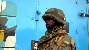 Carantina impusă din cauza Ebola declanşează confruntări între localnici şi soldaţi, la Monrovia