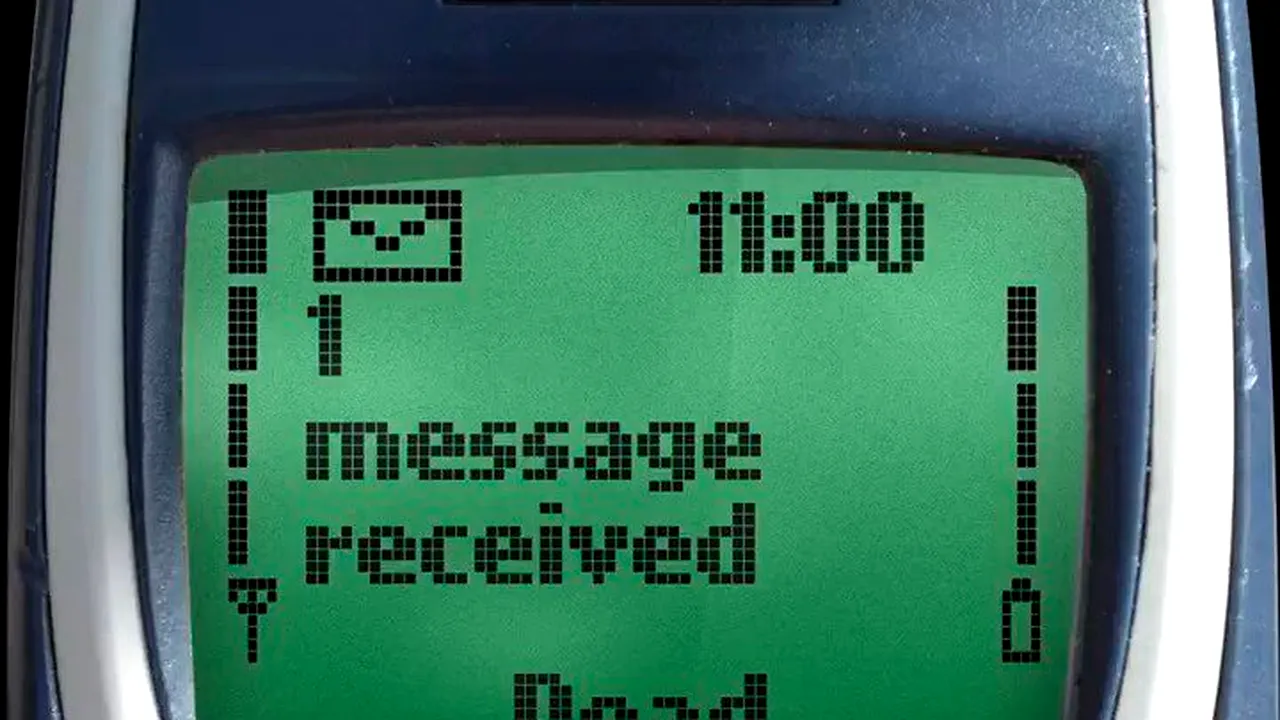 SMS-ul sărbătoreşte azi cea de-a 30-a aniversare