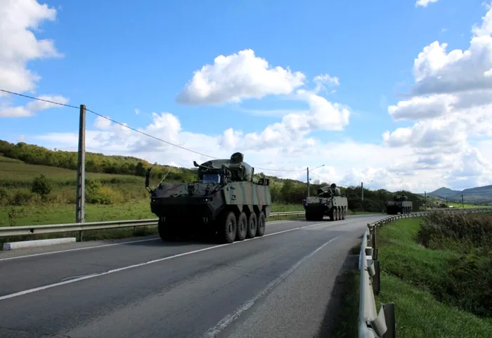 NEWS ALERT Trei blindate ale Armatei s-au ciocnit în județul Sălaj, 11 militari au fost răniți