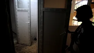 Verificări în căminele studenţeşti din Arad, fiind vizaţi cursanţii străini cu acte expirate