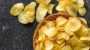 Fabricile de chipsuri au nevoie de cartofi, astfel că recoltarea din Harghita a început mai devreme: Asemenea producţie la un hectar nu a mai fost de 20 de ani