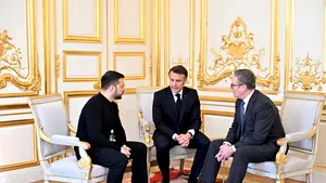 Zelenski anunță că reprezentanți ai Ucrainei, SUA, Regatului Unit și Franței se vor întâlni miercuri la Londra pentru discuții de pace
