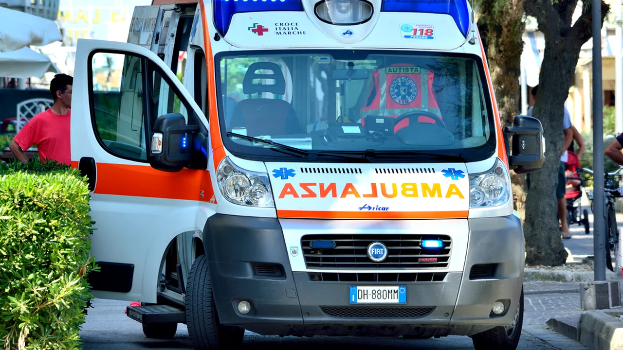 Cetăţean român, găsit mort într-o maşină în care a petrecut noaptea după cutremurul din Italia/ MAE confirmă: Cauza decesului urmează să fie stabilită