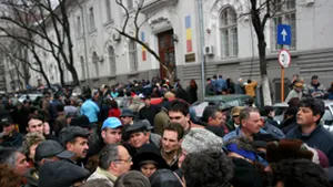 AVAS vrea clarificări în privinţa despăgubirilor în cazul FNI