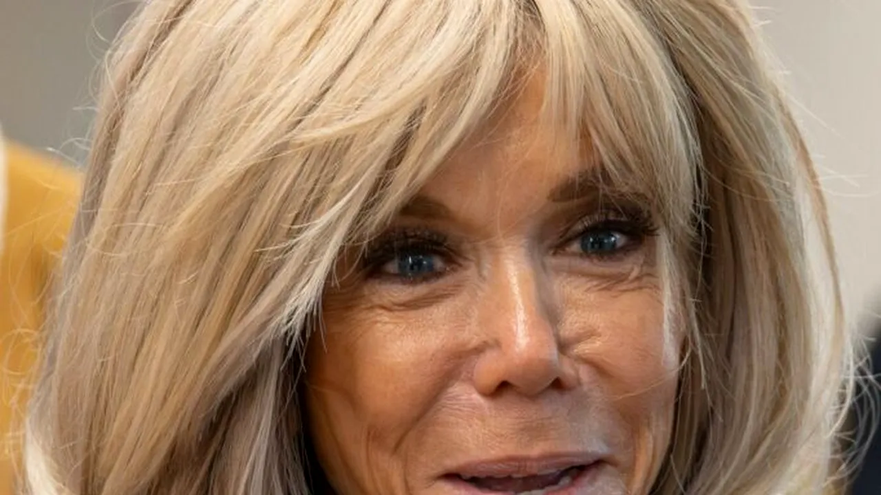 Brigitte Macron își cere scuze, dar își apără declarațiile după ce a jignit activistele feministe