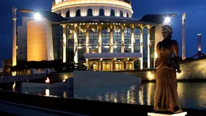 Ambasadorul Ungariei: Teatrul Naţional nu e locul potrivit de sărbătorire a pierderii Transilvaniei